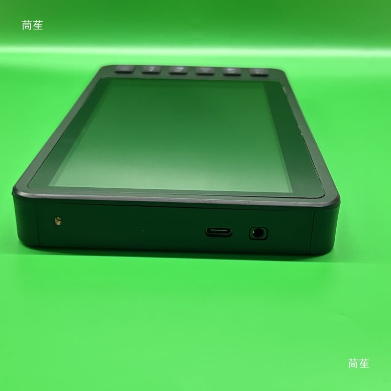 Риболовен ехограф с HD подводно изображение, диапазон на дълбочината 0,6–30 м, захранване литиева батерия, език руски