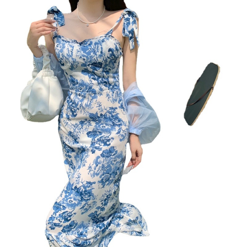 Duga haljina s cvjetnim uzorkom, bez rukava, A-kroj, naramenice, struk srednje visine, poliester-elastan