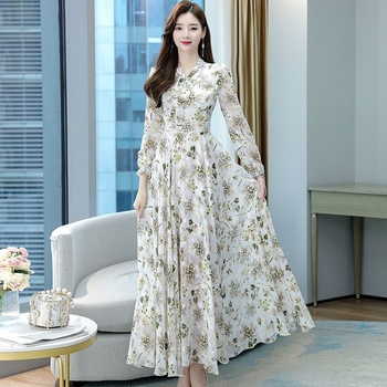 rochie cu glugă în stil gotic, decolteu în V, mâneci lungi, fustă midi asimetrică, poliester