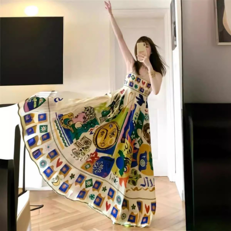 Rochie cu bretele, imprimeu graffiti, talie înaltă, croială în formă A, stil etno-retro