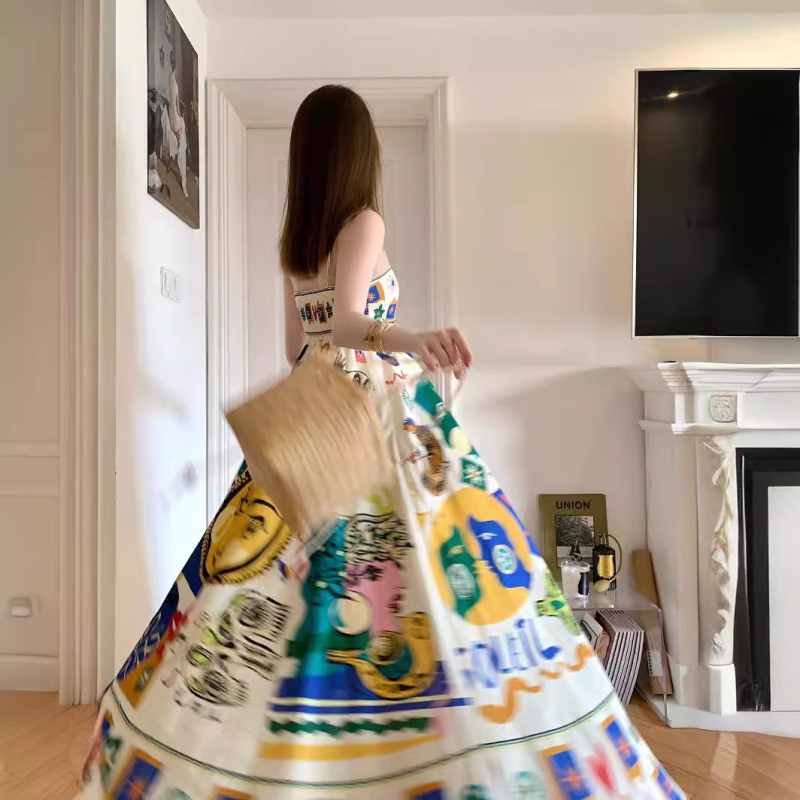 Rochie cu bretele, imprimeu graffiti, talie înaltă, croială în formă A, stil etno-retro