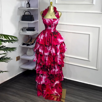 Rochie lungă asimetrică cu imprimeu geometric, poliester, guler halter, fără mâneci