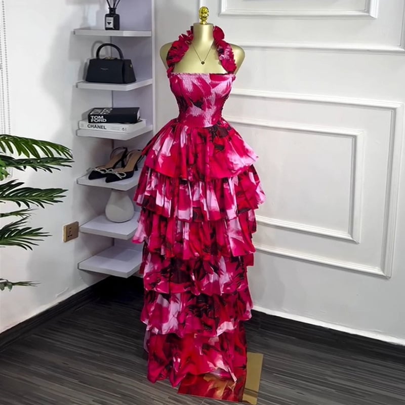 Rochie lungă asimetrică cu imprimeu geometric, poliester, guler halter, fără mâneci