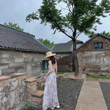 Rochie cu umeri goi, dantelă, decolteu în V, fără mâneci, lungă, croială de tip zână - Primăvara 2025