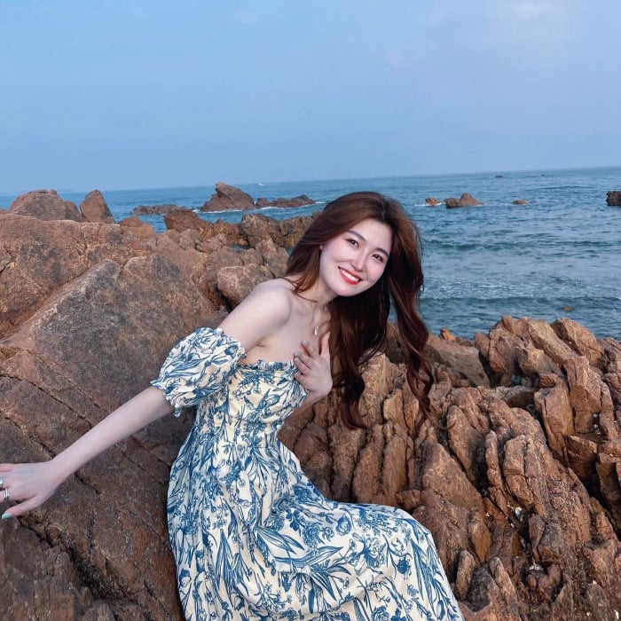 rochie midi cu imprimeu floral, croială A-line, mâneci scurte, poliester