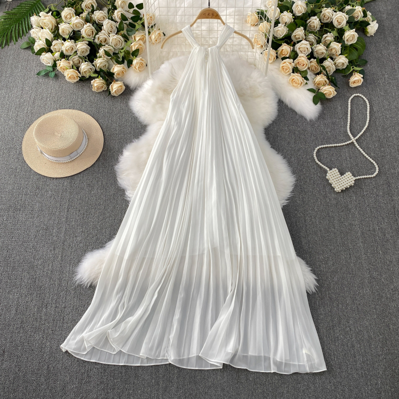 rochie din sifon cu talie înaltă, decolteu halter, plisată, lungime medie