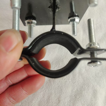 Σιδερένιο στήριγμα καλαθιού ποδηλάτου με υποστήριξη