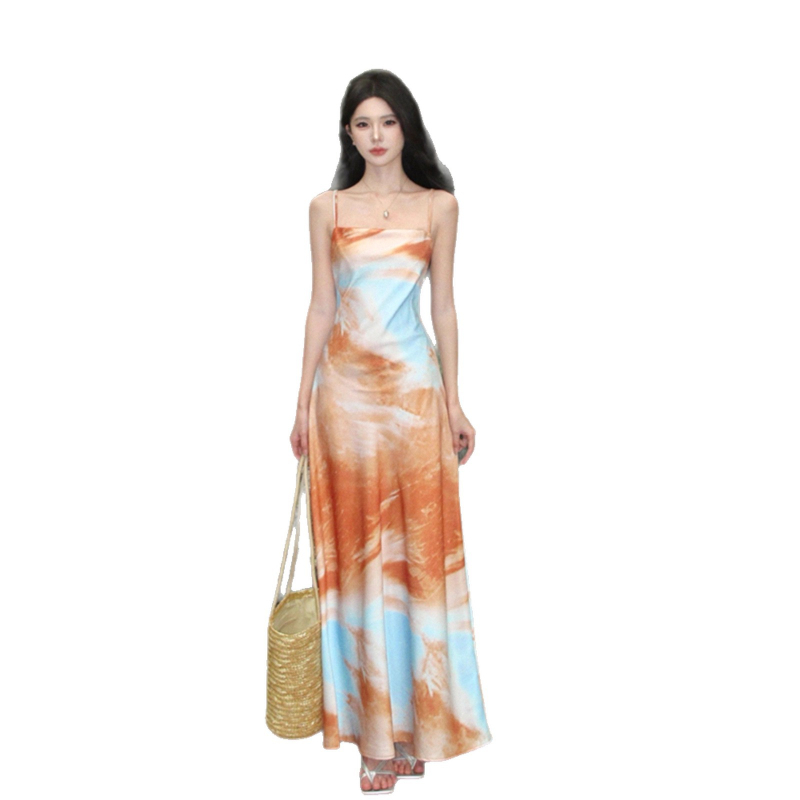 Haljina za plažu u stilu godišnjeg odmora s elegantnim dojmom, naglašeni struk i silueta ribe, tie-dye party haljina u zrelom stilu, prilagodljiva silueta