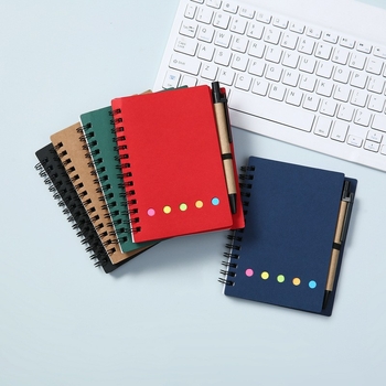 Csavarodó kötésű jegyzetfüzet ötlyukas kártyadizájnnal, 60 oldal, 80 g/m² papír