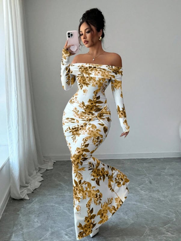 Ispisana duga haljina s jednim ramenom, dugi rukavi, elegantan uski kroj, europsko-američki stil