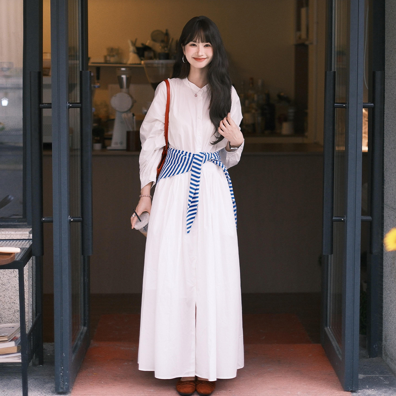 Ingruha galléros kerek nyakú, hosszú ujjú, magas derék, közepes-hosszú, anyag 50% lyocell, 50% pamut