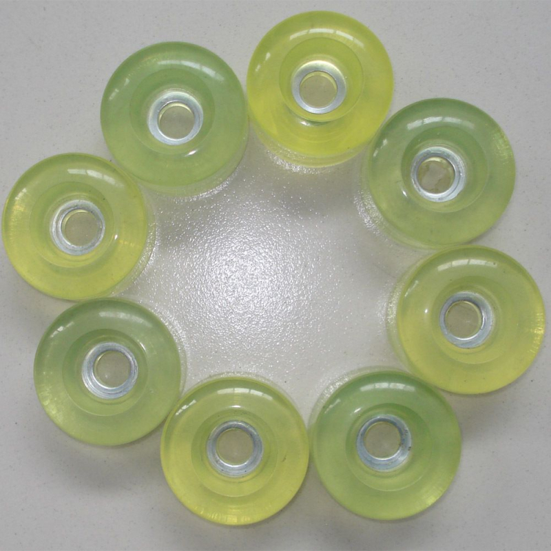 Strength Factory Ролер кънки за възрастни с платнено горно, подметка от ТПР и мигащи колела