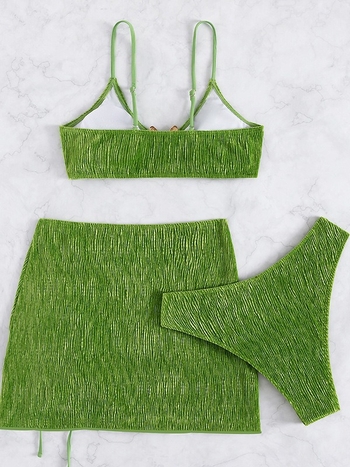 Trodjelni bikini set — poliester, brzo sušenje, podstava 95% poliester / 5% elastan, napunjene košarice, bez metalne potpore