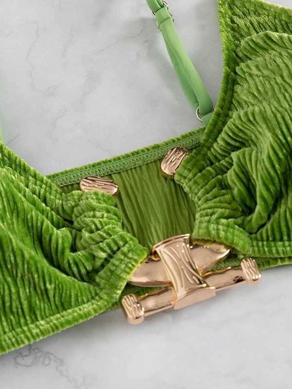 Trodjelni bikini set — poliester, brzo sušenje, podstava 95% poliester / 5% elastan, napunjene košarice, bez metalne potpore