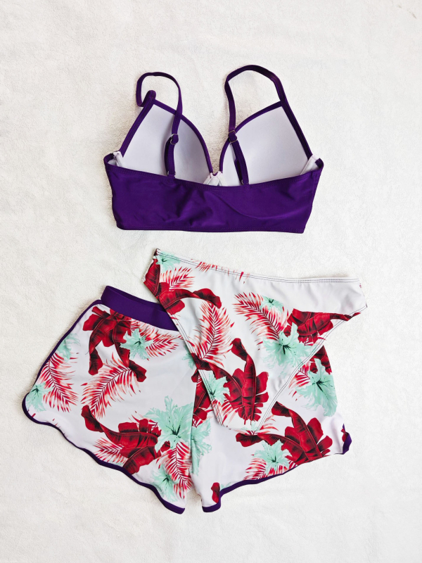 Ženski bikini set s podignutim košaricama i podstavljenim krojem, bez naramenica, poliester