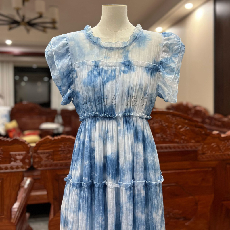 Haljina A-linije s tie-dye floralnim uzorkom, flutter rukavi, elastični pojas, srednja duljina