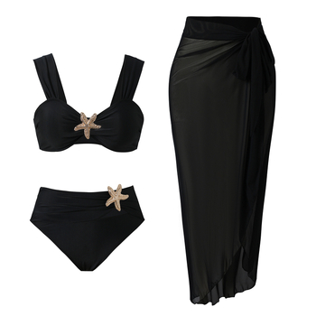 Ženski bikini set od tri dijela s metalnim detaljima, jednobojan