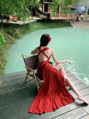 Váll nélküli strandruha, V-nyakú, hát nélküli, hosszú pántos szoknya, pamut-poliészter keverék