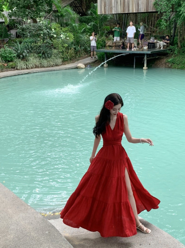 Váll nélküli strandruha, V-nyakú, hát nélküli, hosszú pántos szoknya, pamut-poliészter keverék