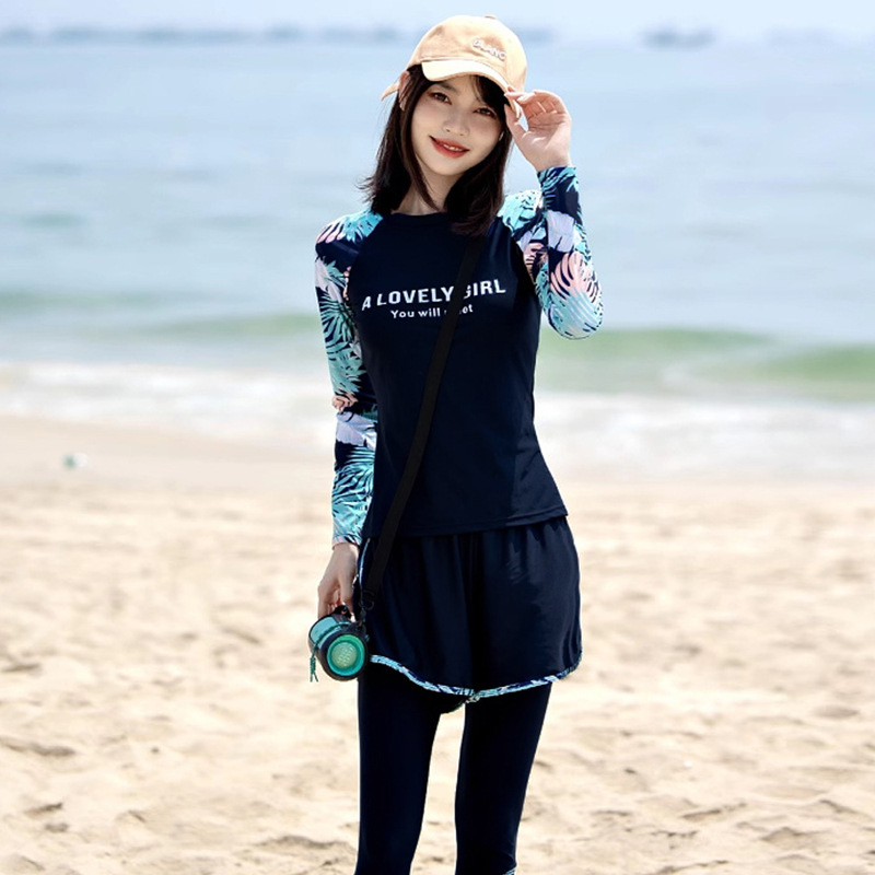 Ženski trodijelni kupaći set s dugim rukavima i dugim hlačama, konzervativan kroj, kontrola trbuha, poliester, za ronjenje, toplinski izvori i surfanje