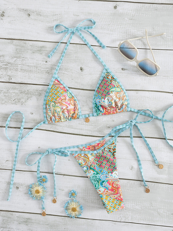Bikini set s floralnim printom, halterneck dizajn, bez leđa, s jastučićima za dojke, uski kroj, poliester s podstavom od spandexa, 82% poliester, 18% spandex, 112 g
