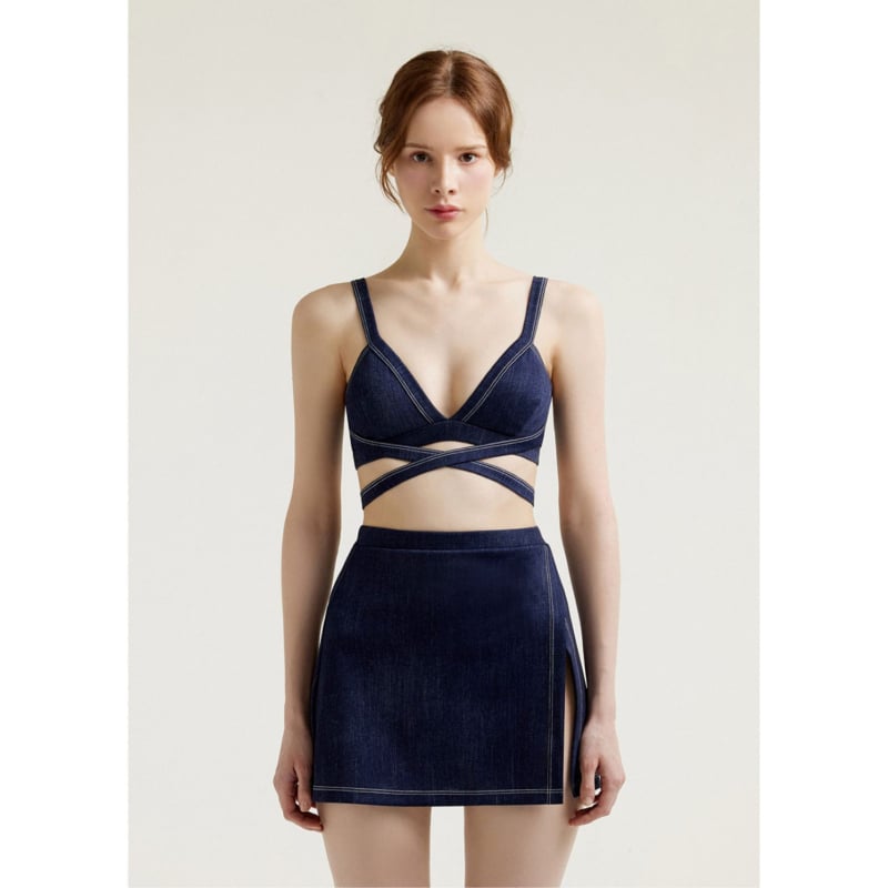 Trodjelni bikini set s suknjom, korejskog stila, sexy i prilagodljiv, visoka elastičnost; tkanina najlon s 82% poliester; podstava poliester s 18% spandex; jastučići za dojke, bez čvrste konstrukcije