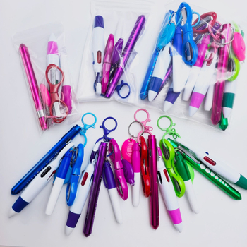 Σετ στυλό με περιδέραιο νοσοκόμας, ψαλίδι και αναδιπλούμενο highlighter