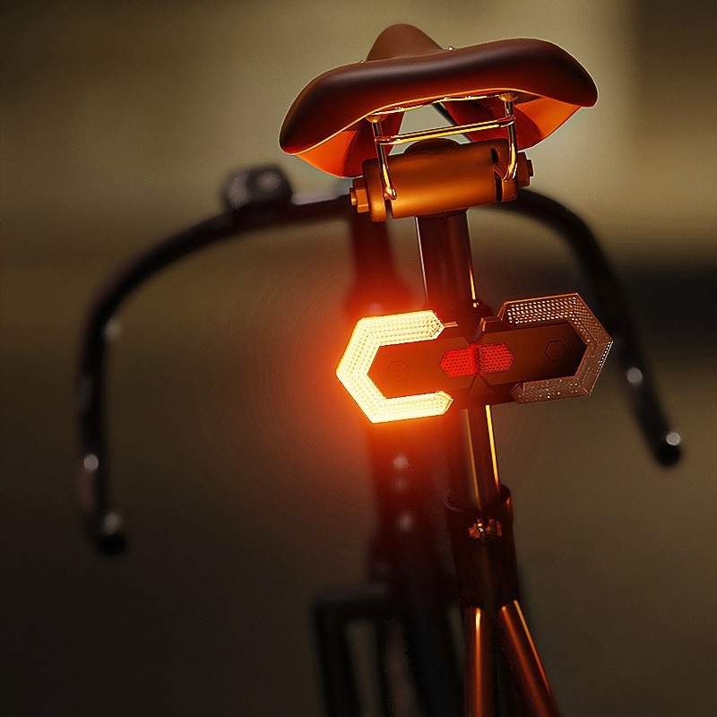 Lumini de semnalizare pentru bicicletă și vehicul electric cu claxon — patru LED-uri, design împărțit, control wireless, baterie 600mAh, instalare fără cabluri