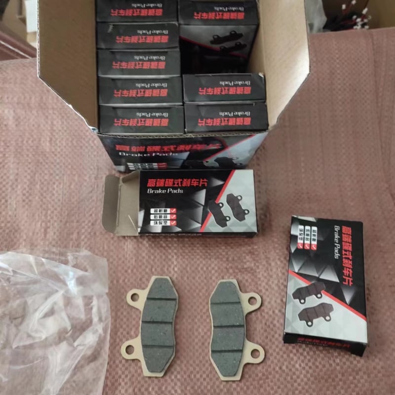 Osschi предна дискова накладка за мотоциклет, модел 125, ръчно управление