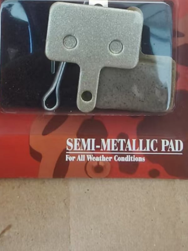 Kočne pločice za planinski bicikl, potpuno metalne s bakrenom osnovom, hidraulične, Shine model 012, kompatibilne BB5/M355/XT/M446
