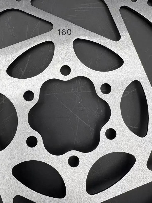 Rotor kočnice za bicikl — model 002, šifra proizvoda 001, mehaničko kočenje, tip: disk