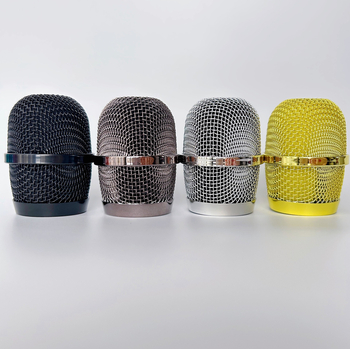 Bezdrôtový mikrofón s mriežkou proti vetru Q7, kovová mriežka s plastovým krúžkom; Yuyao značka; model Q7; spracovanie: tepelne opracované oceľové sieťky, elektroplatňa, lakovanie