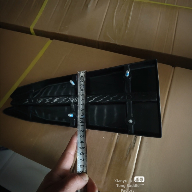 Σέλα μοτοσικλέτας – τροποποιημένη ρετρό σχεδίαση για μοτοκρος, μοντέλο 388, συνθετικό δέρμα και πλαστικό