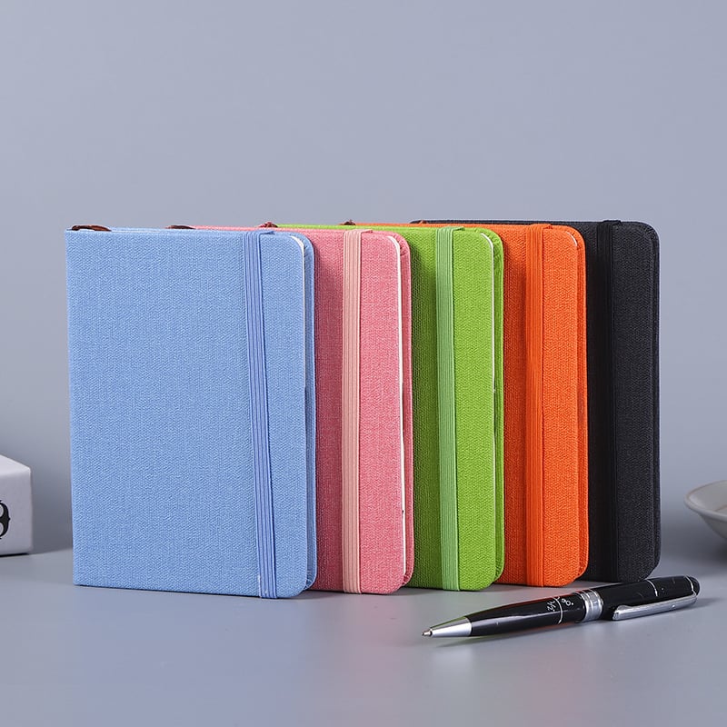 Bilježnica s ljepilnim povezom i PP koricom, Dowling papir, 80 g/m², 200 stranica