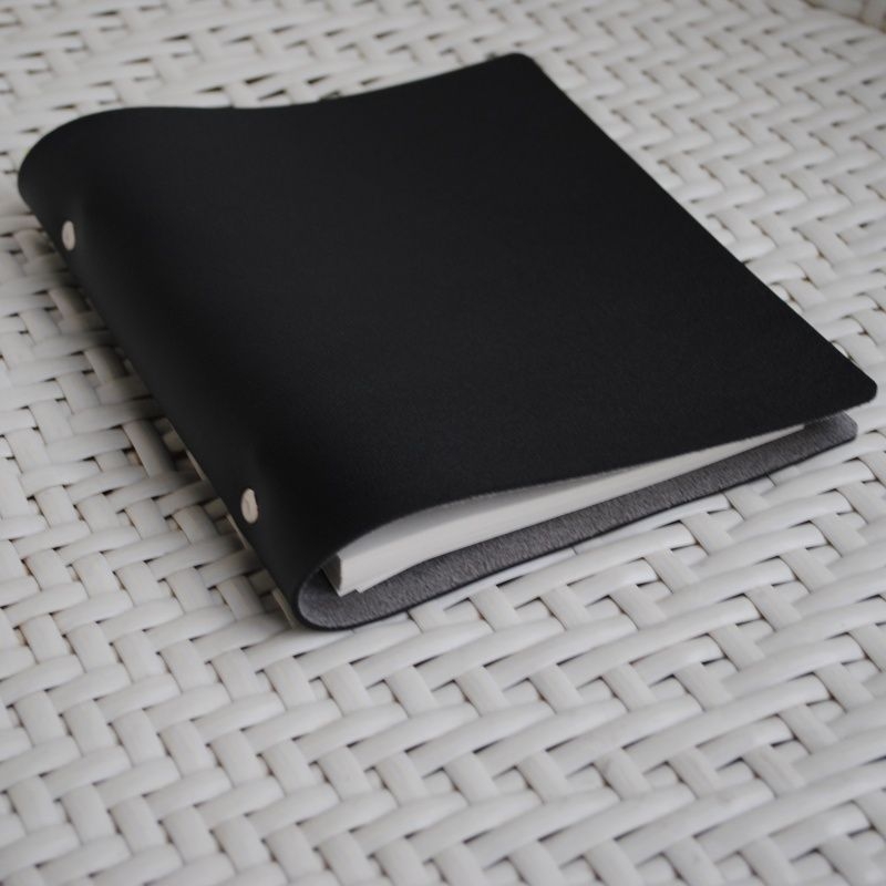 Beležnica s PU kožnim pokrovom i rastavljivim listovima za crtanje i skice, retro uredski stil, papir 130 g/m²