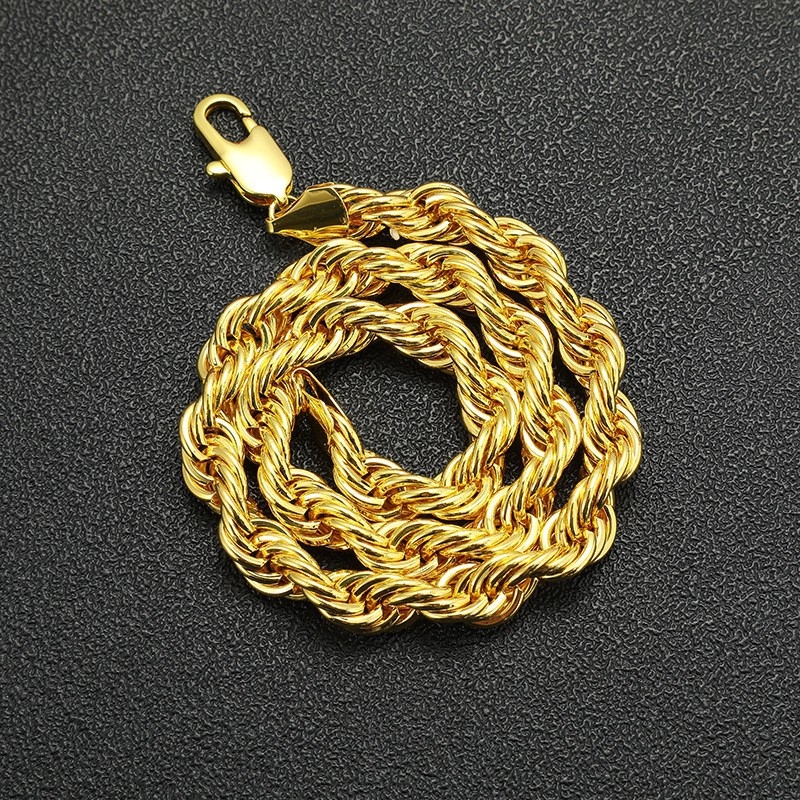 Ogrlica s 18K pozlaćena, uvijena užadasta lanac, prilagodljiva