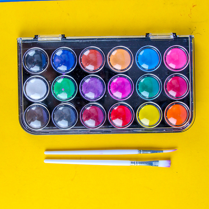 Комплект гуаш за начинаещи Little Carney с мултицветен твърд пигмент; опаковка: мултицветни пигменти; за рисуване гуаш; подходящ за подарък