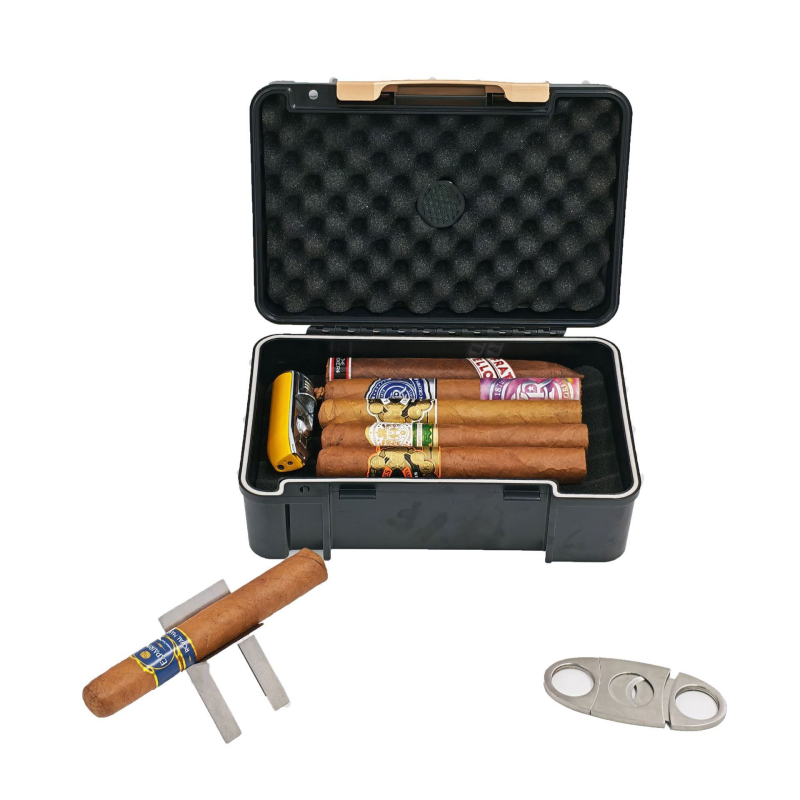 Cutie pentru trabucuri: portabilă, impermeabilă, sigilată; capacitate 10 trabucuri; carcasă ABS.