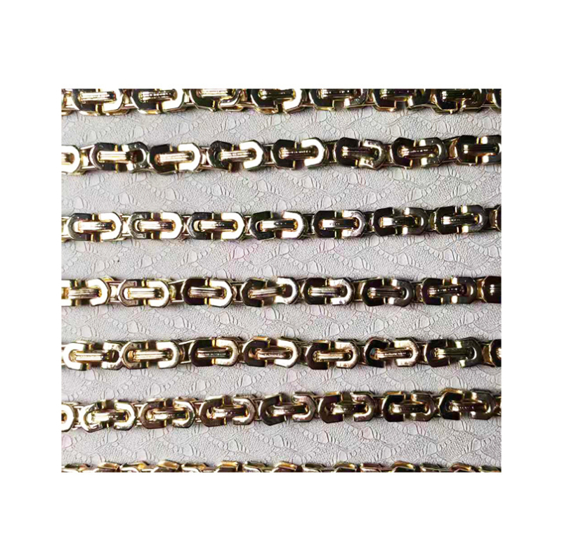 Lanț metalic pentru curea de geantă crossbody – electroplating, metal, primăvara 2025