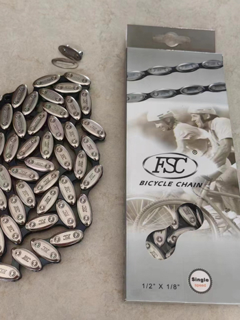 NX01 велосипедна верига — секция 100, стоманена, максимално натоварване 800 кг