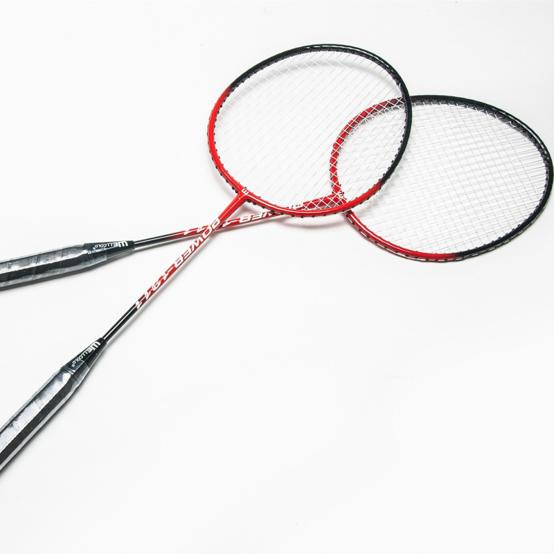 Rachetă de badminton cu cadru din aliaj de fier, șnururi din nailon, greutate 95–100 g, mâner G3, lovire orizontală (2 buc.)