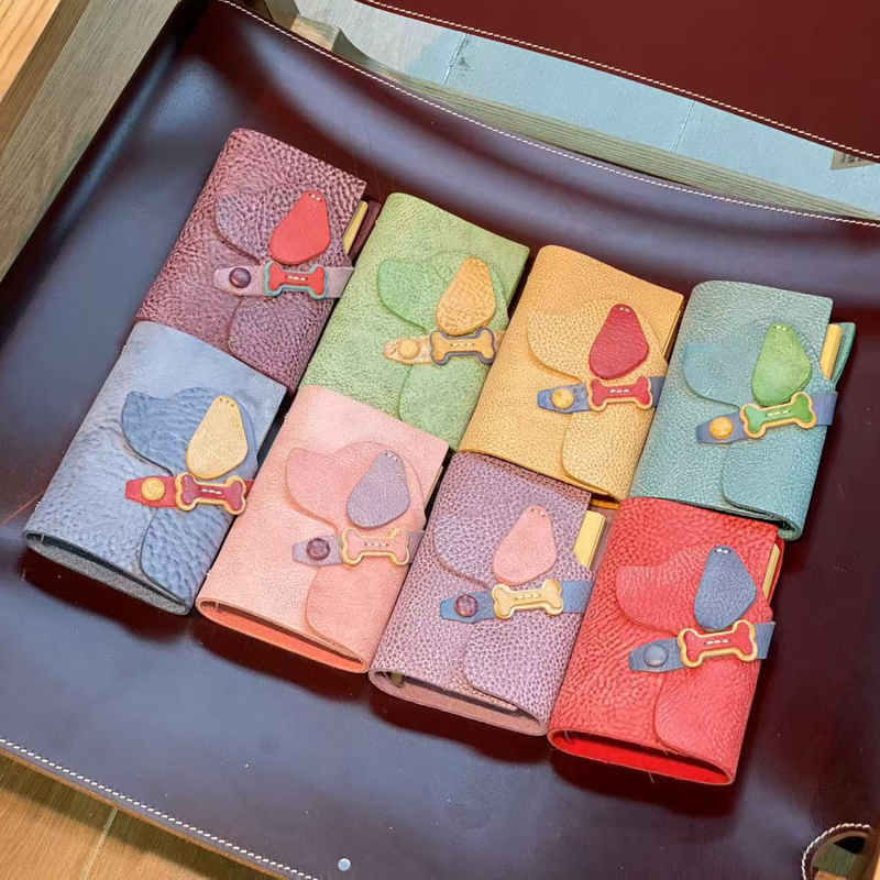 Caiet Aiguoniu, legare cu foi detașabile, copertă din piele de vită, hârtie Kraft, 50–100 pagini, stil nostalgic retro