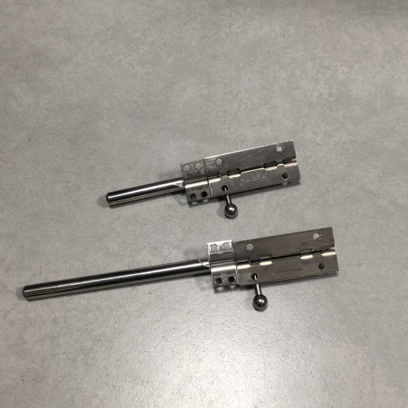 Brava za vrata tip Nebo i Zemlja, od nehrđajućeg čelika, polirana površina, gornja i donja brava sa zaštitnim poklopcem za prašinu