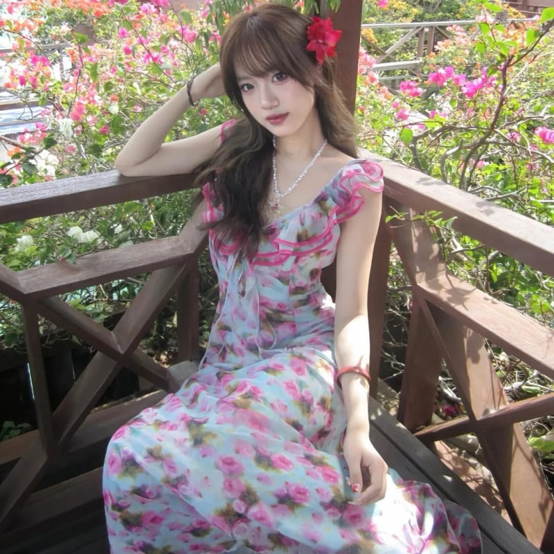 Rochie cu fustă în formă de frunză de lotus, decolteu în V, fără mâneci, lungă, poliester