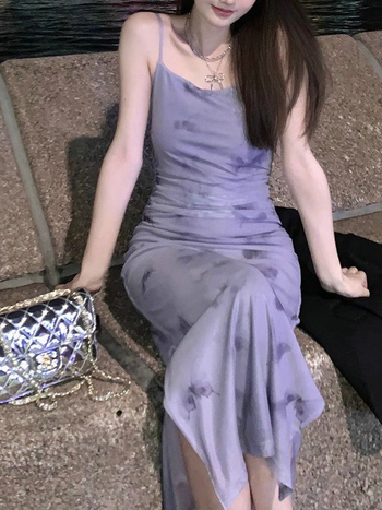 Flórás kantáros ruha POLO gallérral, hercegnő ujjúval, derék középen, rövid fazon