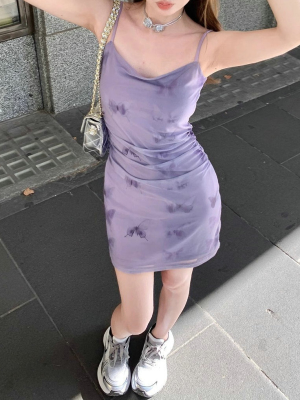 Flórás kantáros ruha POLO gallérral, hercegnő ujjúval, derék középen, rövid fazon