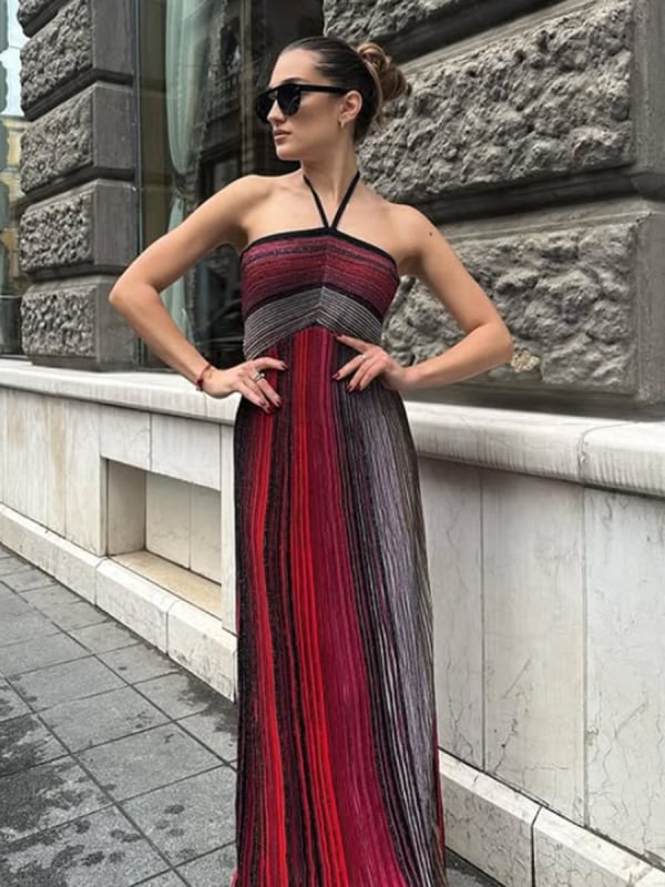 Hosszú ruha halternekúval, ujjatlan, hátsó kivágás, A-vonalú, csíkos poliészter, nyaralási stílus, Tavasz 2026