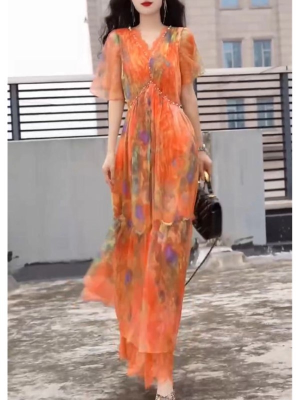 Hosszú nyári ruha V-nyakkal, karcsúsított derékkal, tengerparti mintával, poliészter, rövid ujjú, 2024 nyár