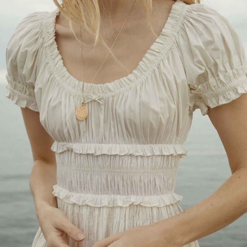 Pamutból készült ruha magas derekú, A-vonalú, hosszú szoknya, rövid ujjú