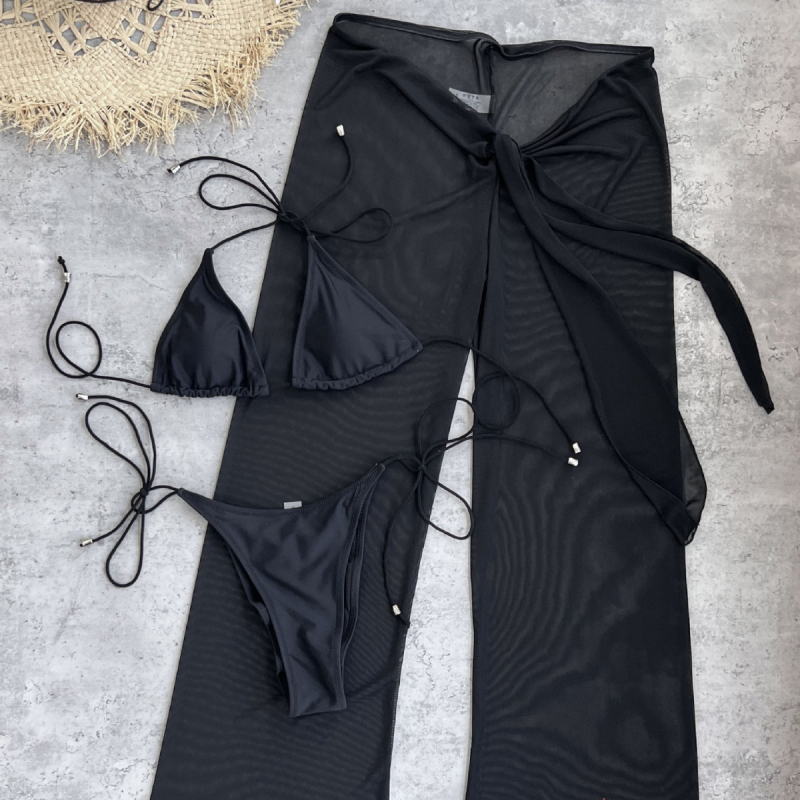 Tri-djelni bikini set s mrežastim hlačicama, podstavljena gornja, poliester 82%, 210 g/m²
